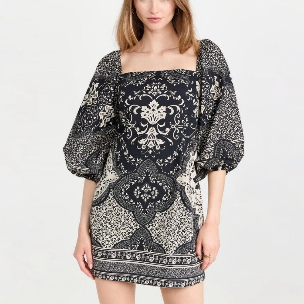 Cara Cara Montauk Puff Sleeve Shift Dress